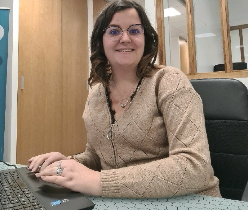 Elise SEIGNEUR, courtière en prêts immobiliers