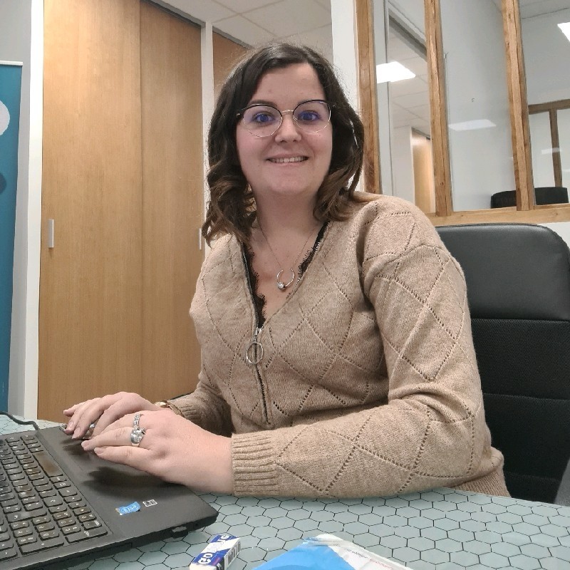 Elise Seigneur, courtière en prêts immobiliers